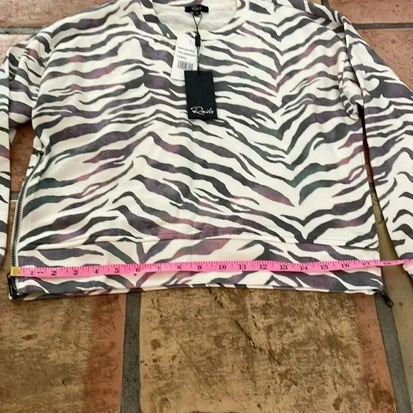 💎HP ✨ RAILS Marlo Animal Zebra Print Side Zippers Sweatshirt Size XS Ivory NWT - Picture 6 of 11